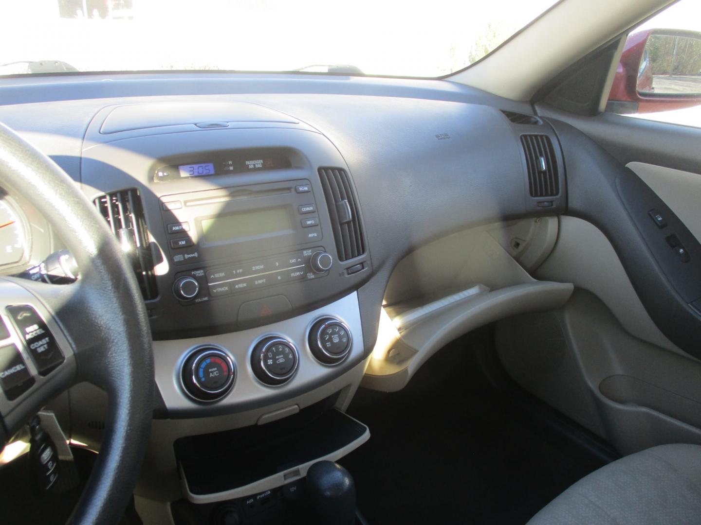 2010 RED Hyundai Elantra (KMHDU4AD7AU) , AUTOMATIC transmission, located at 540a Delsea Drive, Sewell, NJ, 08080, (856) 589-6888, 39.752560, -75.111206 - Photo#15